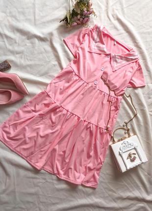 Рожеве плаття поло для вагітних трапеція