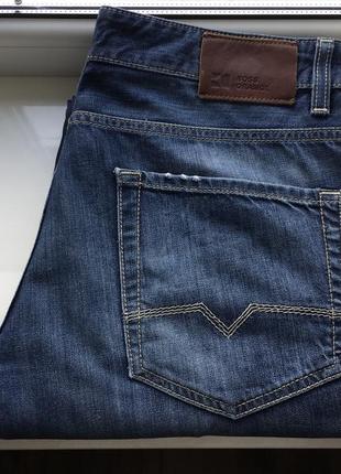 Брендовые мужские качественные джинсы hugo boss оригинал