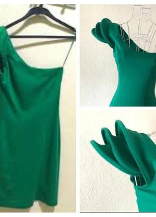 Изумрудное мини платье на одно плечо с эффектным декором травяной зеленый зелена сукня 20232 фото
