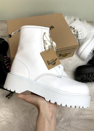 Dr.martens molly white белые ботинки мартинс на высокой подошве с мехом на зиму білі модні трендові черевики ботінки мартінси5 фото