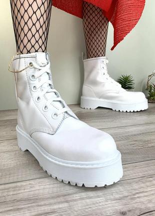 Dr.martens molly white белые ботинки мартинс на высокой подошве с мехом на зиму білі модні трендові черевики ботінки мартінси4 фото