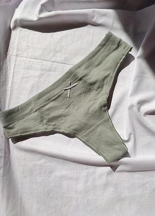 Стринги коттоновые женские