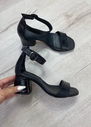Lux обувь! шикарные женские босоножки натуральная кожа италия1 фото