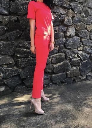 Стильный костюм