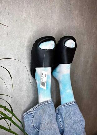 Женские слайды yeezy slide black