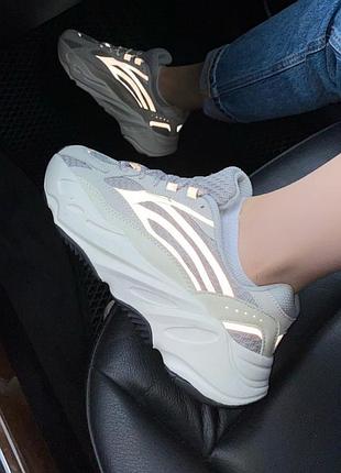 Кросівки кросівки adidas yeezy 700 static