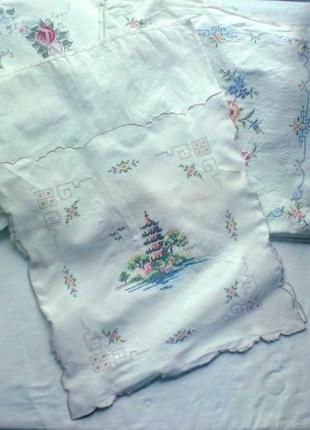 Китайська пагода. пара наволочок для подушки. вишивка хрестиком.
