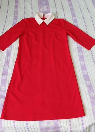 Червона сукня, 38 розмір