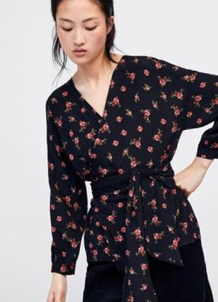 Блуза блузка zara рубашка на запах в цветочек цветочный принт романтичная кимоно3 фото