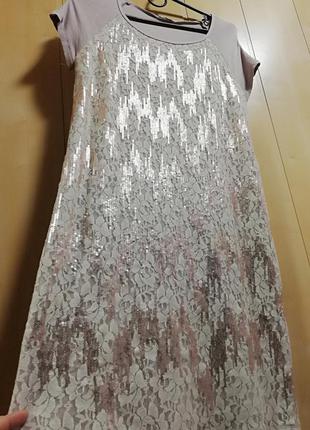 Нежное платье с паетками известного бренда1 фото