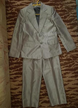 Нарядный костюм