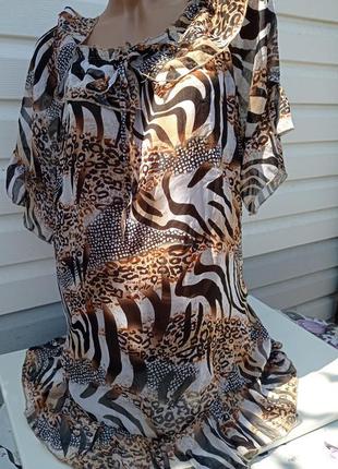 Платье с леопардовым принтом1 фото