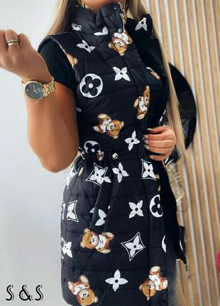 Жилетка стильна модна