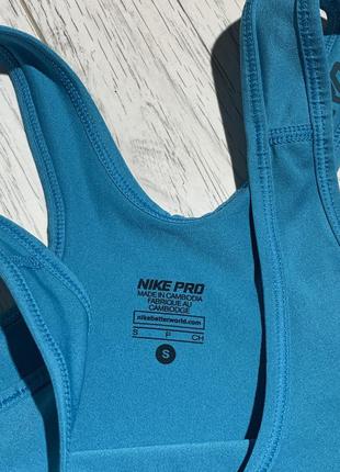 Спортивная майка от nike pro  589369-4073 фото