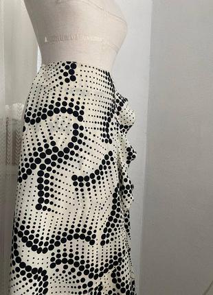 Стильная дизайнерская юбка с воланами4 фото