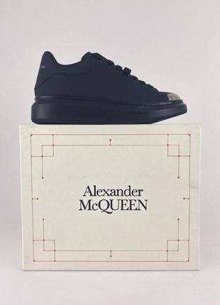 Alexander mcqueen total black metal