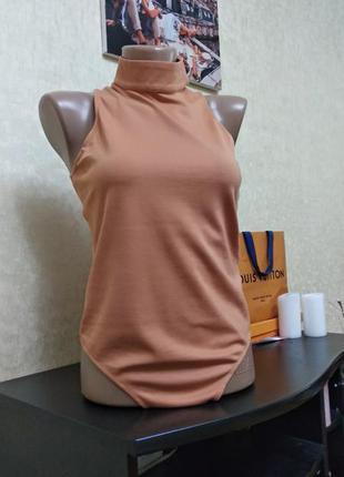 Незвичайне боді з відкритою спинкою🔥