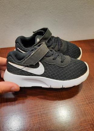Кроссовки nike