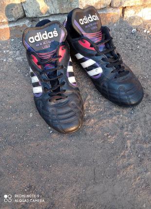 Х12. футбольные кеды c шипами  adidas. фирменные спортивные1 фото