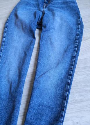 Голубые базовые плотные стрейчевые джинсы4 фото