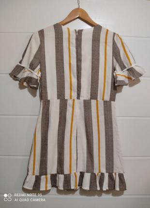 Симпатичне легке плаття з воланами9 фото