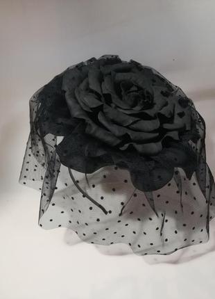 Шляпка вуалетка в ретро стиле "чёрная роза"3 фото