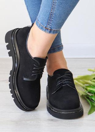 Женские броги черные замшевые стильные и модные на шнурках черного цвета1 фото