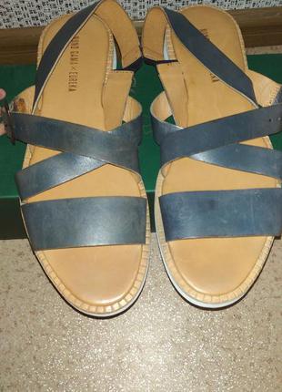 Чоловічі сандалі
