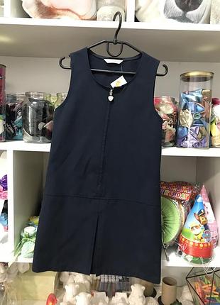 Шкільний сарафан на дівчинку 6-7 років