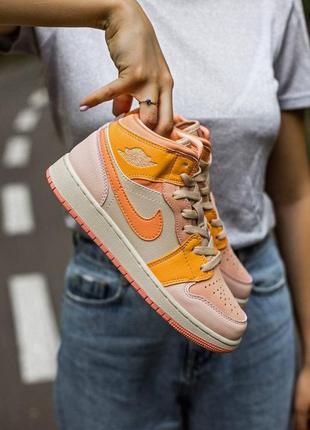 Кроссовки высокие air jordan retro 1  pink orange