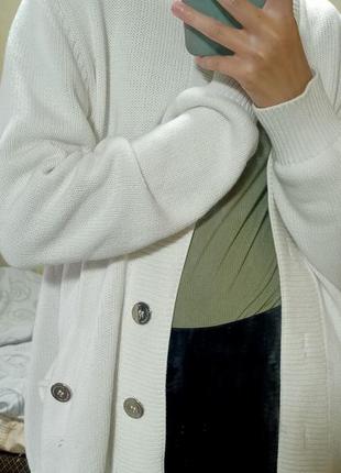 Белая женская кофта на осень4 фото