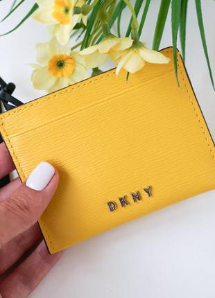Dkny