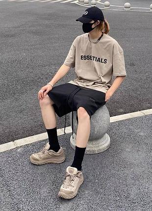 Футболка puma ess logo tee beige
 oversize фасон.4 фото