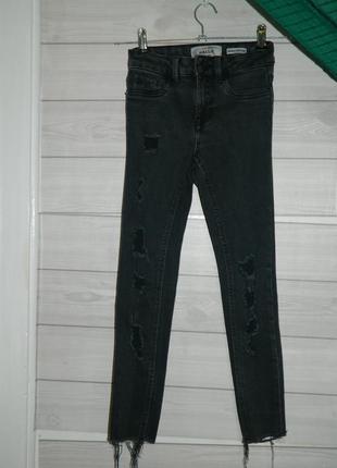 9-10 лет джинсы детские серые стрейчевые с дырами потертостями на девочку hallie