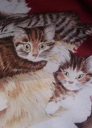 Платок с кошками