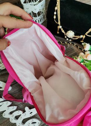 Розовый рюкзак с игрушкой4 фото