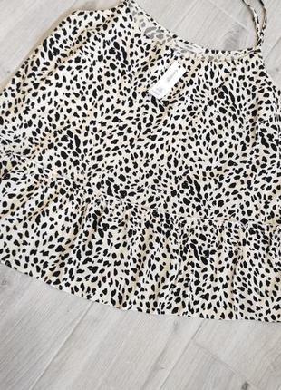 Вискозгая блуза с воланом большого размера3 фото