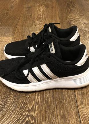 Кроссовки adidas