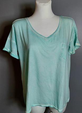 Футболка свободная голубая оверсайз mango