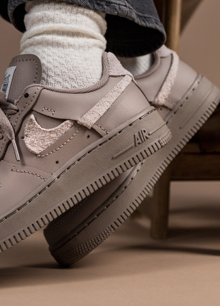 Кроссовки nike air force 1 lxx оригинал 36.5-404 фото