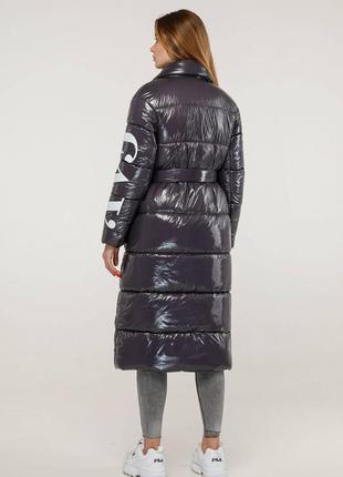 Зимняя длинная лаковая женская куртка с поясом, 1253, р 44-585 фото