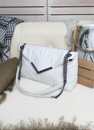 Біла сумочка, симпатична та зручна, белая сумка конверт, вместительная, стёганая3 фото