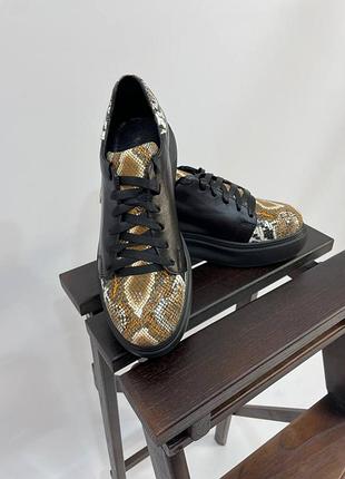 Ексклюзивні кеди з натуральної італійської шкіри рептилія чорні жіночі