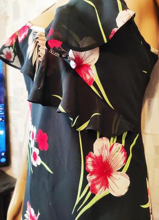 Шифонова сукня міді на запах з рюшами від prima collection3 фото