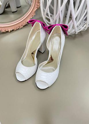 Эксклюзивные туфли белые натуральная итальянская кожа свадебные4 фото