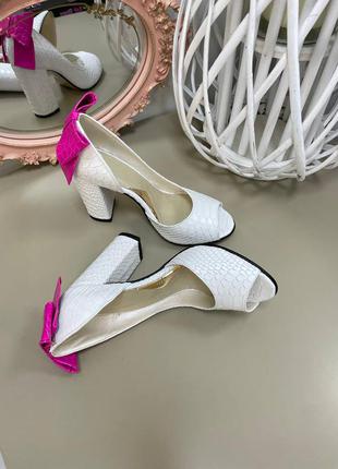 Эксклюзивные туфли белые натуральная итальянская кожа свадебные8 фото