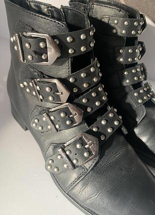 Черевики reserved 3