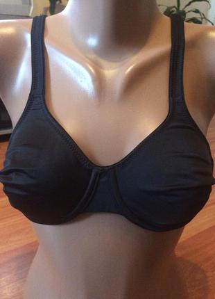 Бюстгальтер