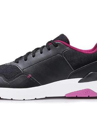 Женские кроссовки care of by puma