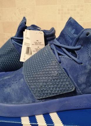 Стильные замшевые  кроссовки adidas 42p. оригинал